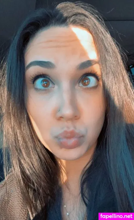 Lizzy B 2 OnlyFans Thumbnail #kJyJCtORm3