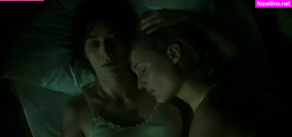 Lizzy Caplan OnlyFans Thumbnail #ssFprC9ShH