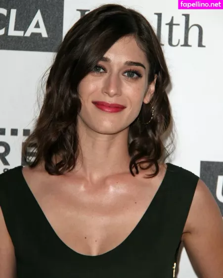 Lizzy Caplan OnlyFans Thumbnail #vsWzIPcREC
