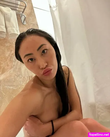 Lizzy Capri OnlyFans Thumbnail #xGVc6JdpqJ