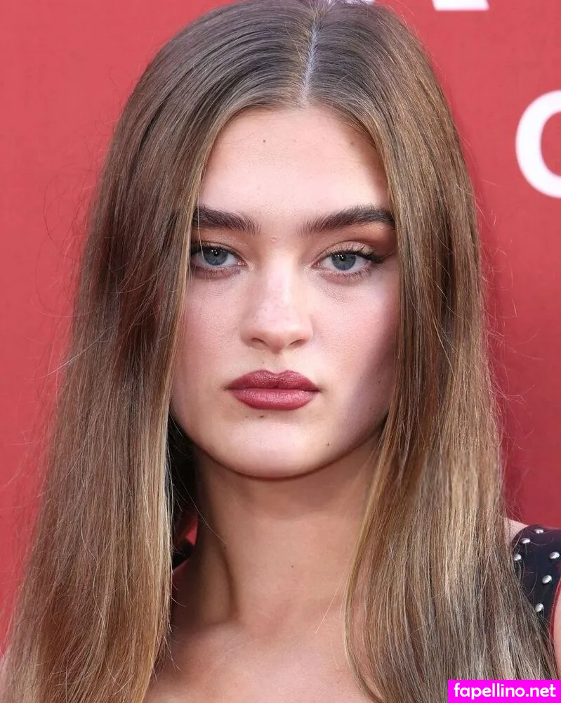 Elizabeth Greene, Lizzy Greene, LizzyGreeneOF, lizzy_greene Nude Leaked OnlyFans Photo #EVjIMjQsPv