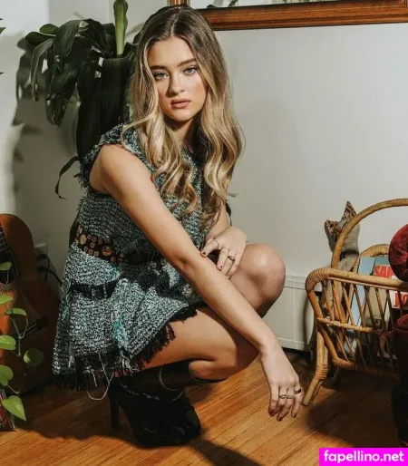 Lizzy Greene 5 OnlyFans Thumbnail #P9sxR18bvz