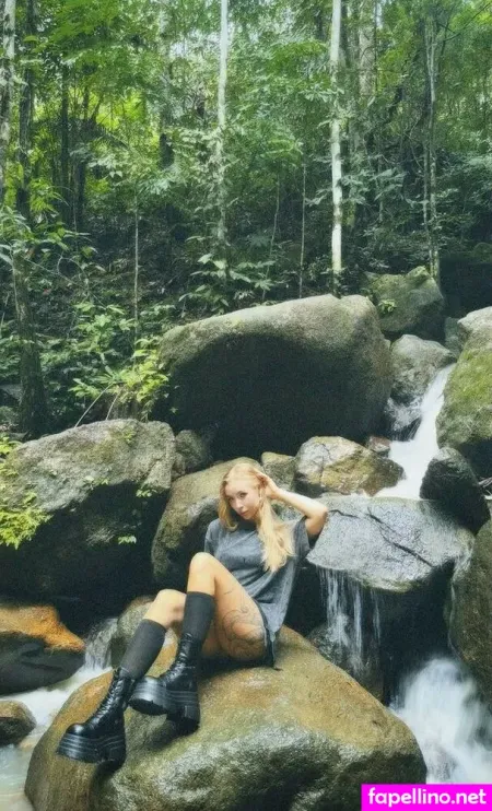 Lizzy Meoww OnlyFans Thumbnail #1DceJolXql