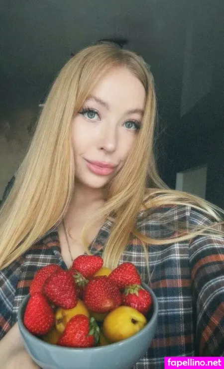 Lizzy Meoww OnlyFans Thumbnail #5dvqCjYbbe