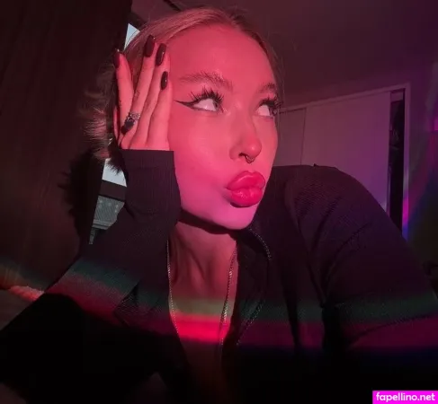 Lizzy Meoww OnlyFans Thumbnail #w4EKnnlh7x