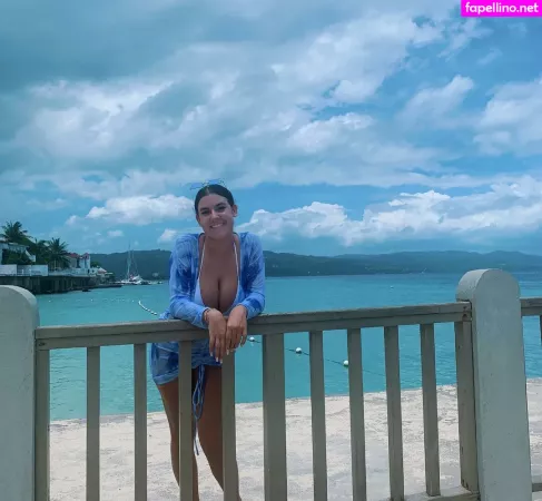 Lizzy Rae OnlyFans Thumbnail #RBCihvjDMj