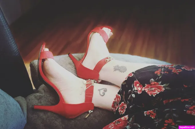 Lizzy Wine OnlyFans Thumbnail #JyWfeYfhwb