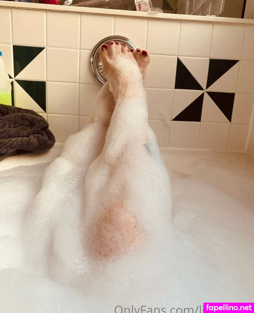 lizzwine, lizzy-wine Nude Leaked OnlyFans Photo #fsaSus4lfR