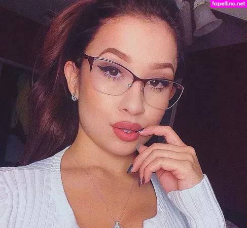 Lizzy OnlyFans Thumbnail #wRaf4fM5FV