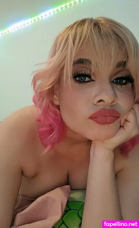 Lizzybreakfree OnlyFans Thumbnail #HCa9JYqCfW