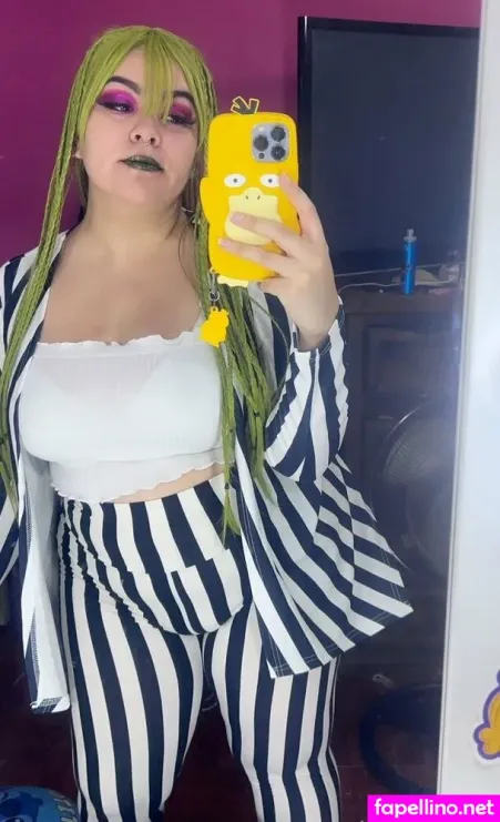 Lizzydcroown Main Profile Photo