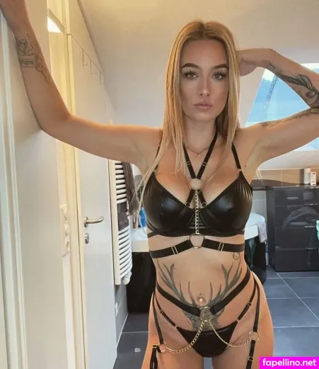 Lizzyfox OnlyFans Thumbnail #Wm2pgQoS68