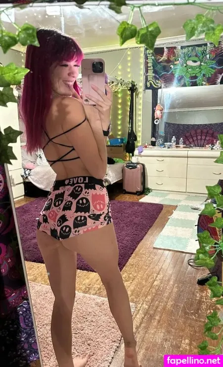 Lizzyhazefree OnlyFans Thumbnail #EuPLXyLlYy