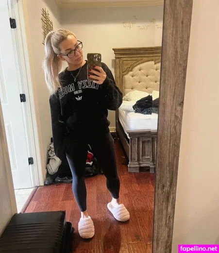 Lizzymusi Main Profile Photo