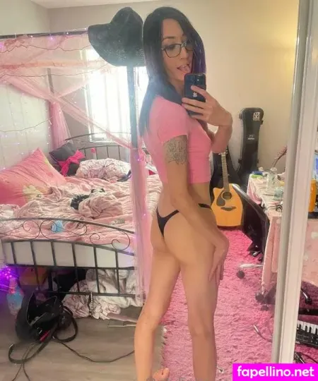 Lizzyredts OnlyFans Thumbnail #LwHIW5ewrQ