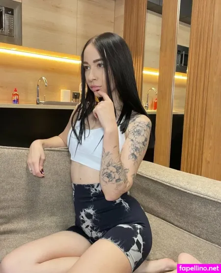 Lizzyrider OnlyFans Thumbnail #k0BAOWtypd