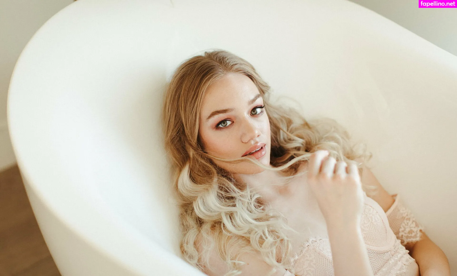 Lizzysweetsofficial, luvlyzzy Nude Leaked OnlyFans Photo #qVA9gm78GO