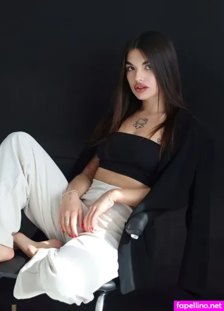 Lizzysx69 OnlyFans Thumbnail #5qCJx2SgzW