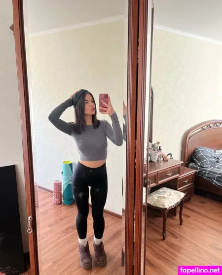 Lizzysx69 OnlyFans Thumbnail #YTBn7L8njS