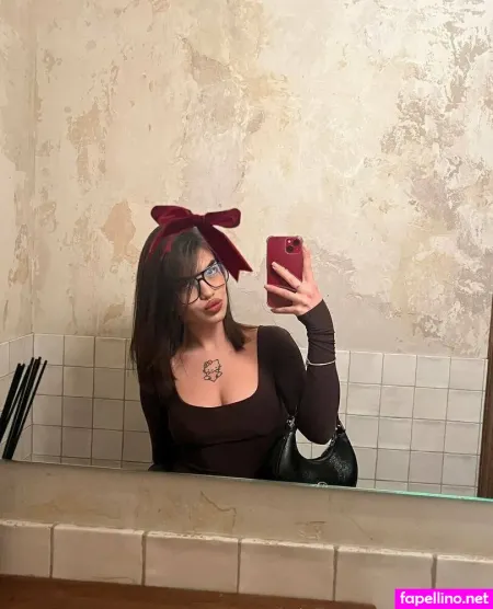 Lizzysx69 OnlyFans Thumbnail #qNkxmIDzkq