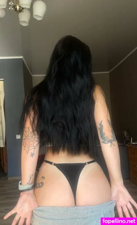 Lizzzola OnlyFans Thumbnail #MwBYE7keTK