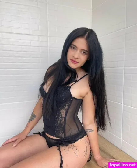 Lizzzola OnlyFans Thumbnail #XohPStIHhA