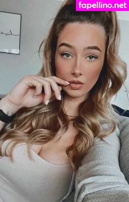 Lizzzyfox OnlyFans Thumbnail #Bkbi0kLq5A