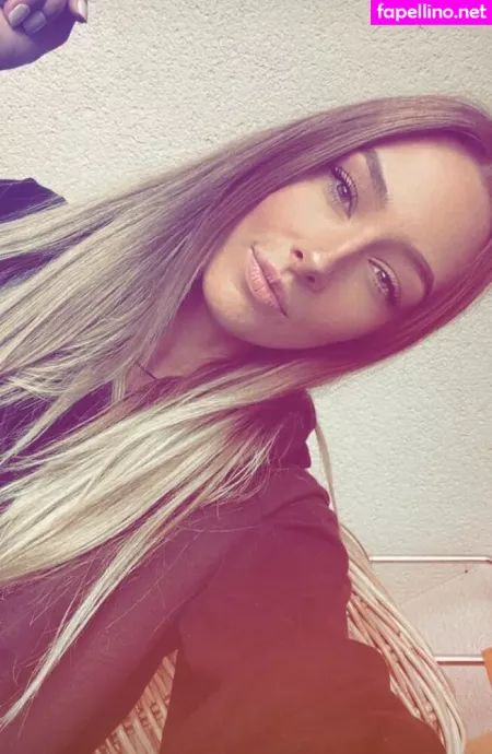 Lizzzyfox OnlyFans Thumbnail #ap4aY9b7yu