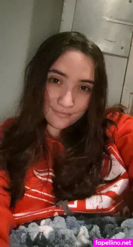 Lle222 OnlyFans Thumbnail #1c2znBbMM1