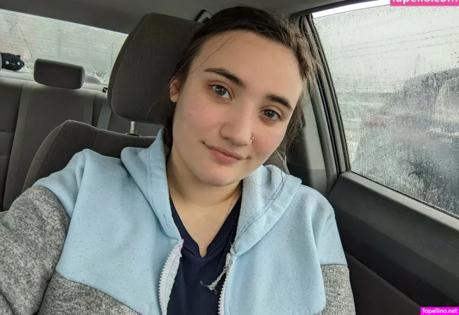 Lle222 OnlyFans Thumbnail #8guAnZFQs7