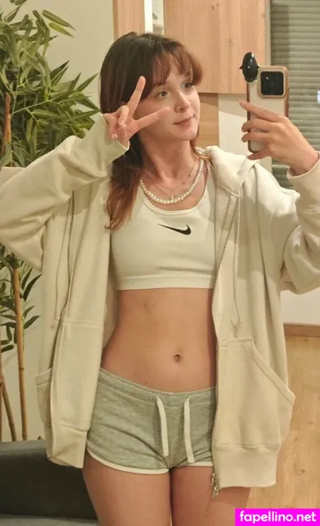 Llily18 OnlyFans Thumbnail #5HDJE9k9Ry