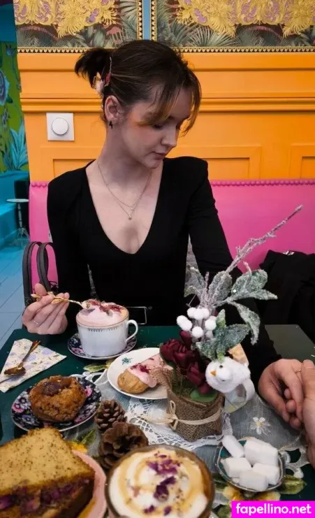 Llily18 OnlyFans Thumbnail #PFcAlJv8n0