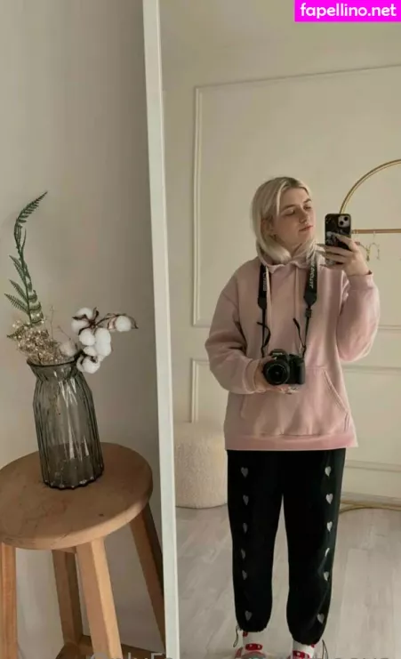 Llittleeva OnlyFans Thumbnail #CUeOcEK0jZ