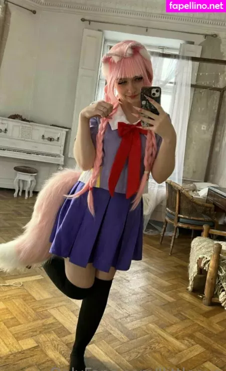 Llittleeva OnlyFans Thumbnail #bS39yEGgpI