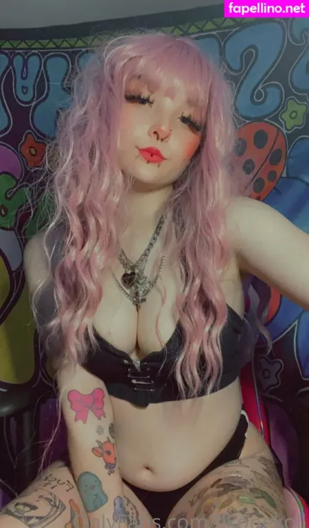 Llkonekoll OnlyFans Thumbnail #4CrxTowUnx