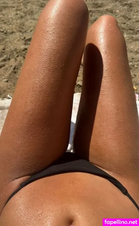 Llolarosalie OnlyFans Thumbnail #9KHuGcwzFz
