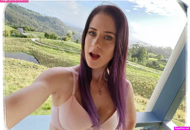 Llovecraft OnlyFans Thumbnail #UdYSyZbqLF