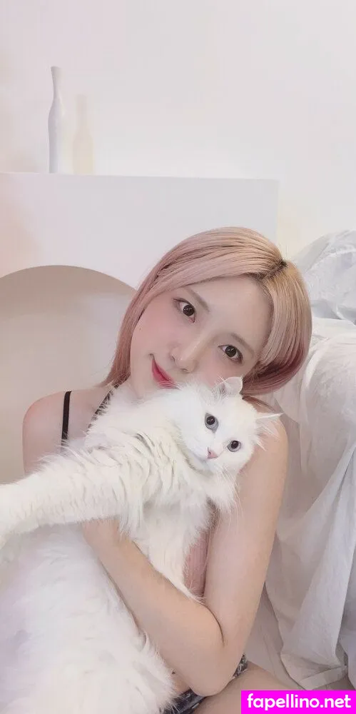 lluchiaa, uuiell, _ Nude Leaked OnlyFans Photo #7YmY0MtMSA