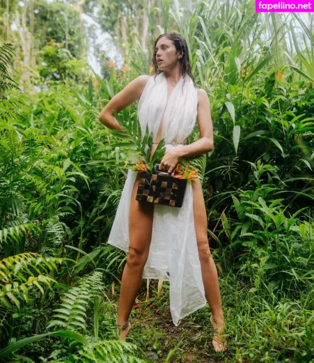 Llunafairie OnlyFans Thumbnail #01LhlBPxWH