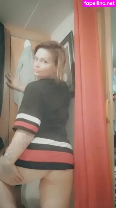 Lluvely OnlyFans Thumbnail #QXrBtT1vxa