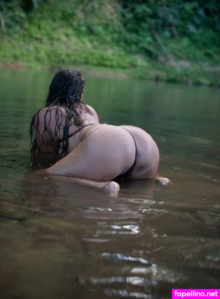 callmelinelle, imleell00, lnlof Nude Leaked OnlyFans Photo #kyVjC1evN0