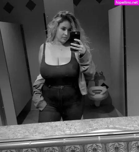 Lo Sangstaaa OnlyFans Thumbnail #k5OfZXppcE