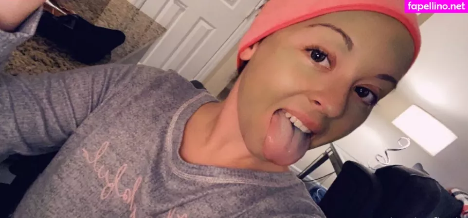 Loadsoflayla OnlyFans Thumbnail #J4qi5OR7Do