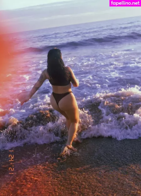 Loandthecosmos2 OnlyFans Thumbnail #08YuHCT1WI