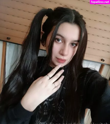 Localpinkwitch OnlyFans Thumbnail #0ZeMxCmqea