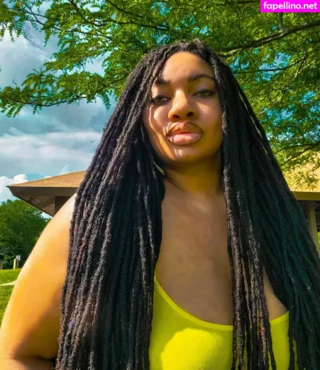Lockedhoneyprincess OnlyFans Thumbnail #AhM7hzkdpo