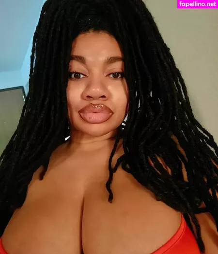 Lockedhoneyprincess OnlyFans Thumbnail #pddrJNzrHa