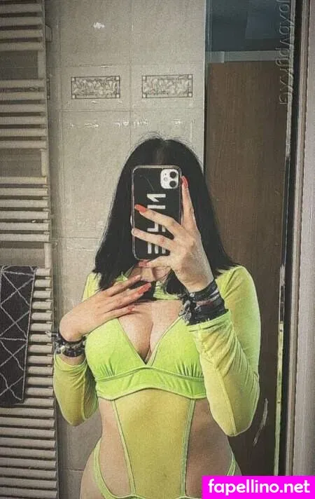 Loco Jenny OnlyFans Thumbnail #ariWZU8Ey4