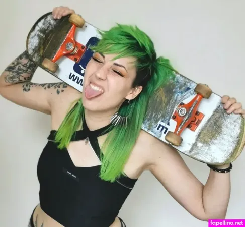 Locolea OnlyFans Thumbnail #KdiM5orj8K