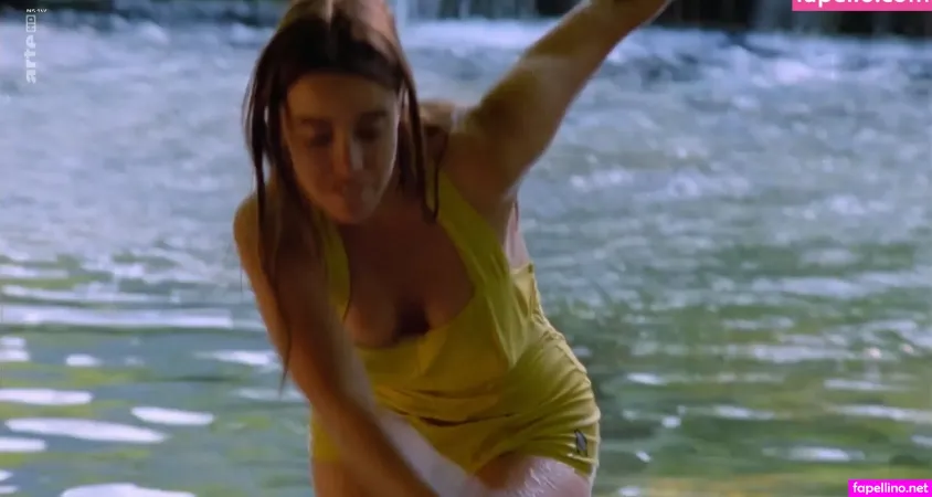 Lodie Bouchez OnlyFans Thumbnail #ltHGwJOsZw